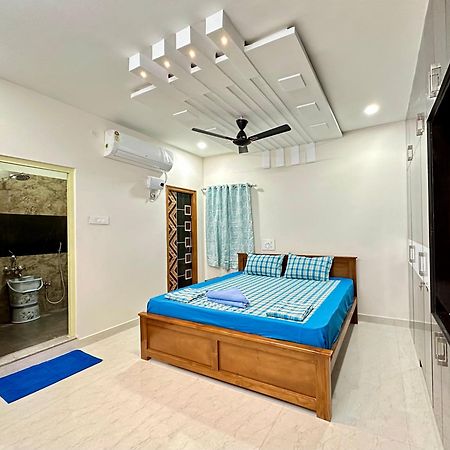 Truelife - 3Bhk Luxury Suites - Ps4 Veg Restaurant, On The Way To Balaji Temple - 2500 Sft Large Signature Apartments - Modular Kitchen - Super Fast Wifi, Smart Tv, 250 Jio Channels - Parking - Easy Access To All Temples - Top Service With Lots Of Lo Tirupati Buitenkant foto